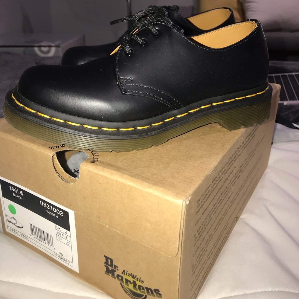Doc Martens Women’s 1461 Black Smooth